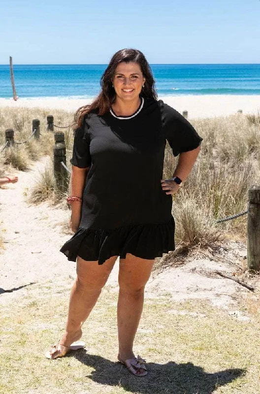 Midi dresses with ruffled sleeves for a more feminine and voluminous look Gabriella Dress Black