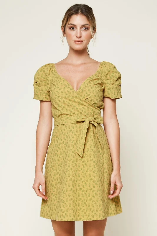 Strapless mini dresses for a beach vacation Hawaiian Pineapple Print Puff Sleeve Mini Dress