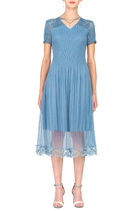  TWO PEARS-Short Sleeve Lace Accent Wrinkle Fit & Flare Dress