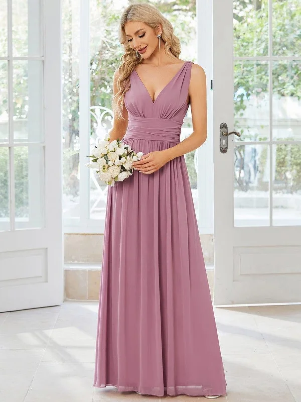 Ball gown style wedding dresses with sweetheart neckline​ A - line cocktail wedding guest dresses in pastel colors Sleeveless V-Neck Plain Chiffon Maxi Bridesmaid Dress