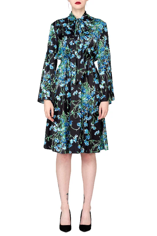 Comfortable Everyday Dress for Plus - size Women​ SCANDINAVIA-Tie Neck Fit and Flare Dress
