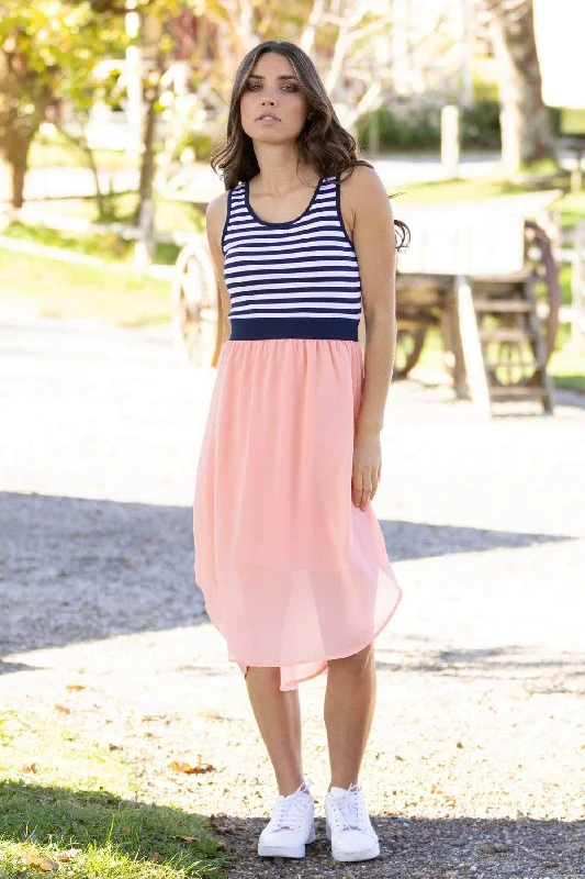 Midi dresses with pleated bodices for a classic and tailored look Siri Midi Dress Peach