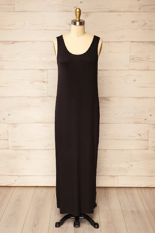 Mini dresses with pocket details for added functionality Oswin Black | Straight Cut Jersey Maxi Dress