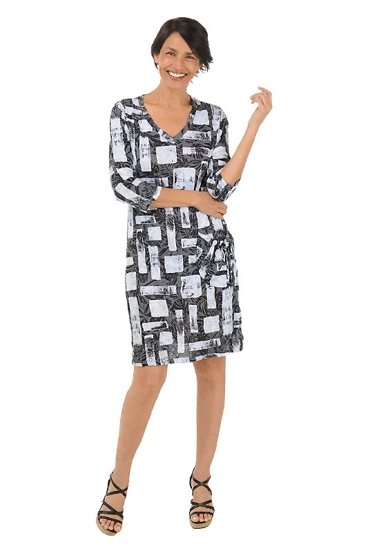 Child - Sized Casual Dresses with Cute Designs​ Square Silhouettes 3/4 Sleeve Crinkle Dress