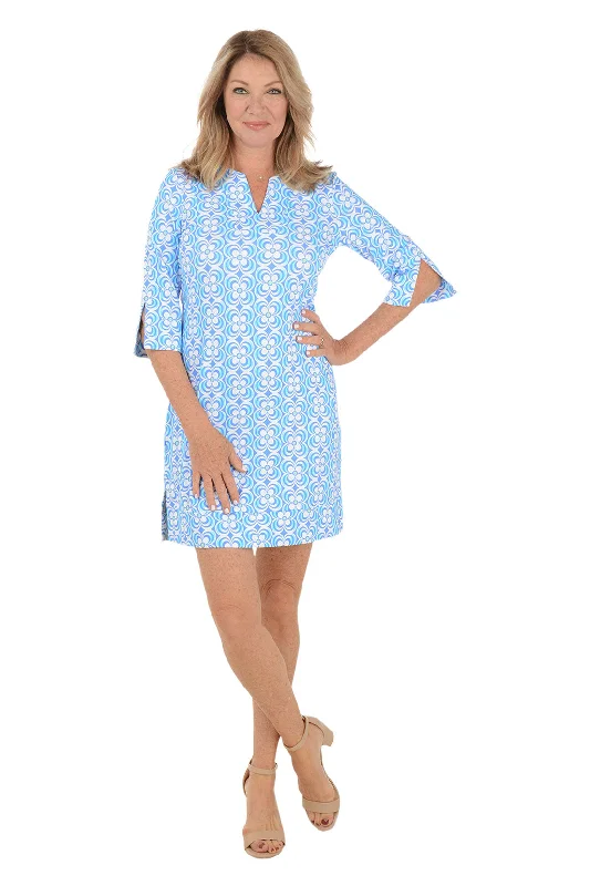 Non - Slip Casual Dresses with Adjustable Straps​ Periwinkle Optical Daisy UPF50+ Split Neck Dress