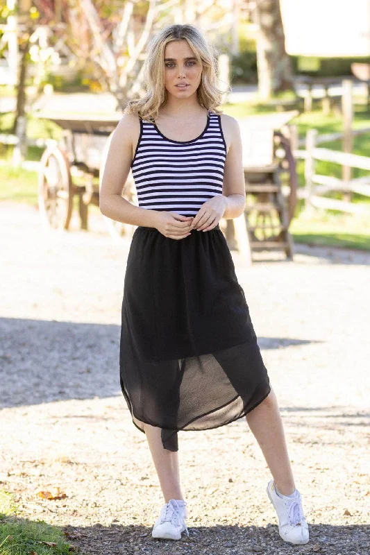 Midi dresses with tiered skirts for a bohemian festival look Siri Midi Dress Black