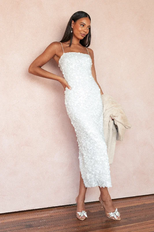 Midi dresses with printed lining for a hidden and stylish detail Letta Midi Dress - White