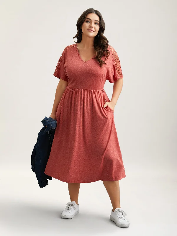 Everyday Dress with Soft Cotton - blend Fabric for All - day Comfort​ V-Neck Sheer Lace Pockets Midi Dress