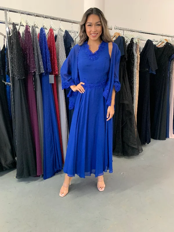 Cathedral train wedding dresses for a grand entrance​ Cotton wedding guest dresses with smocked details for a casual wedding Long Mother of the Bride Dress Sale