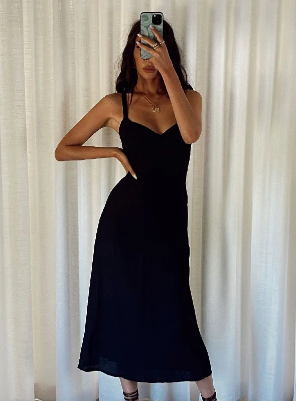 Midi dresses with keyhole backs for a flirty and unexpected detail Georgia Midi Dress Black