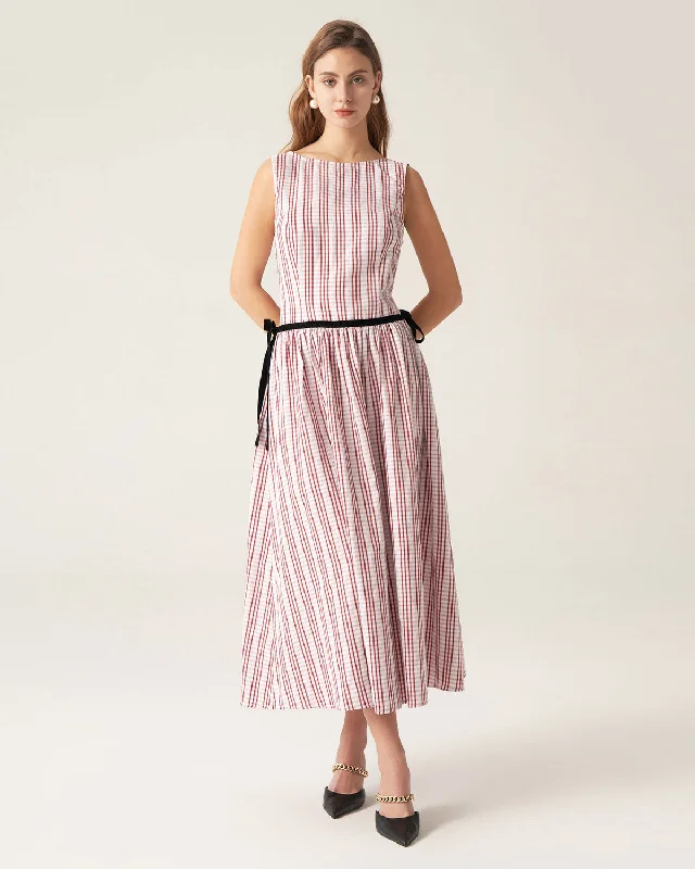 Midi dresses with keyhole backs for a flirty and unexpected detail Red Plaid Boat Neck Midi Dress