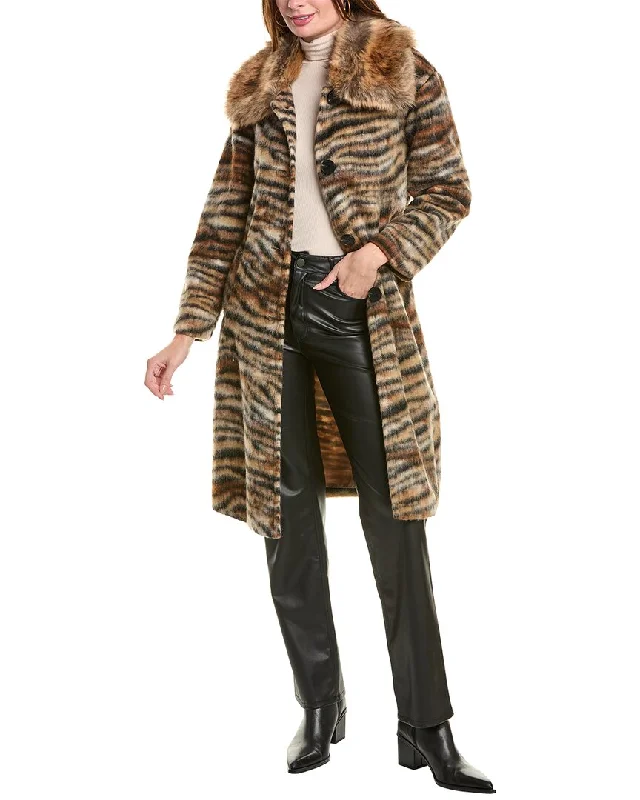 Women's long - sleeve wool coats in a houndstooth pattern for a classic charmLa Fiorentina Animal Print Wool Coat