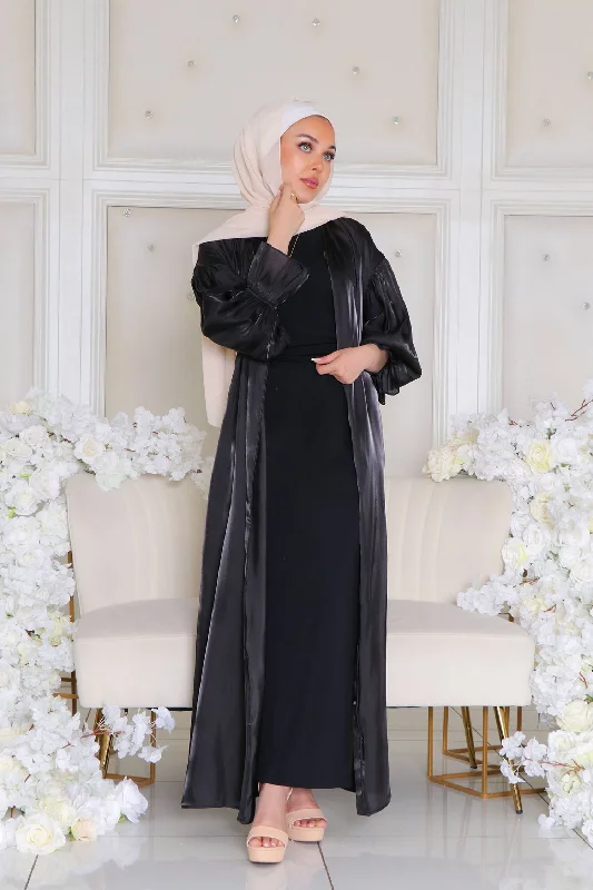 oversized women cardigan for a trendy and cozy lookDarya Organza Balloon Sleeve Abaya- Black oversized women cardigan for a trendy and cozy lookDarya Organza Balloon Sleeve Abaya- Black