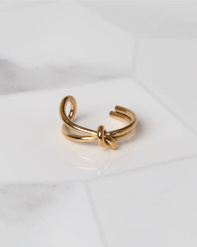 Interlock Ring | Premium