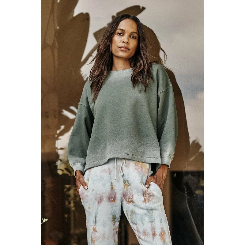 Plus Size Women's Embroidered Sweaters in Ethnic StylesOlivette