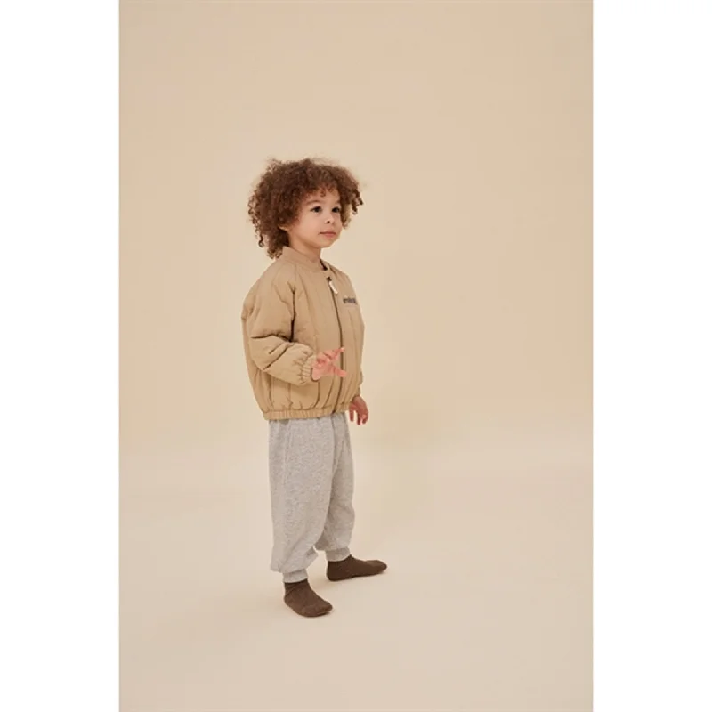 Women's pea coats in a plus - size fit for a flattering and warm winter coatKonges Sløjd Juno Bomber Thermo Jacket Travertine