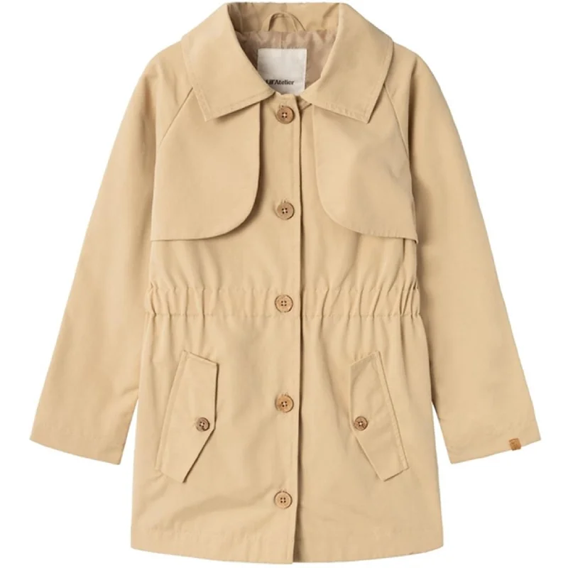 Women's pea coats in a plus - size fit for a flattering and warm winter coatLil'Atelier Warm Sand Lamadelin Trenchcoat
