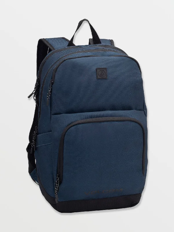 Women's cropped leather jackets with silver zippers for a punk - inspired outfitRoamer 3 Backpack - Navy
