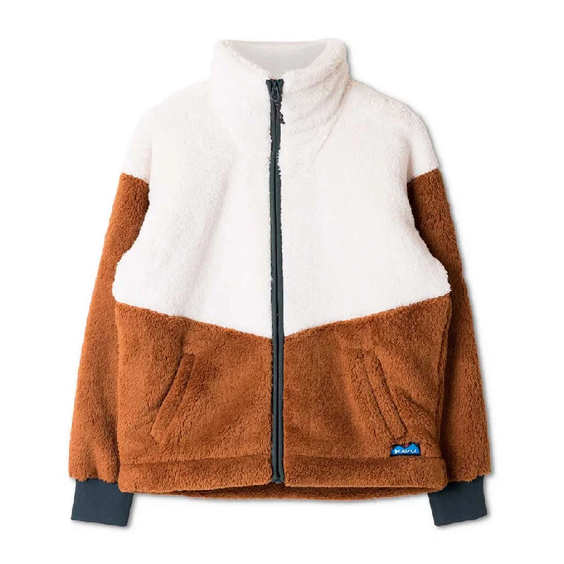 Women's quilted puffer jackets in a cropped silhouette for a modern twistSpirit Cove