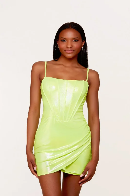 Lace - Embellished Women Dress for an Elegant and Sophisticated Appearance Lace - Embellished Women Dress for an Elegant and Sophisticated Appearance Alyce 4701