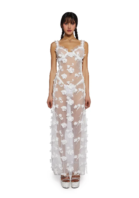 Strapless Women Dress with a Built - in Bra for Comfort and Support Strapless Women Dress with a Built - in Bra for Comfort and Support Endless Bloom Maxi Dress