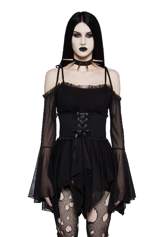 Shift Women Dress with a Simple and Classic Design for Everyday Wear Shift Women Dress with a Simple and Classic Design for Everyday Wear So Bewitching Corset Handkerchief Dress