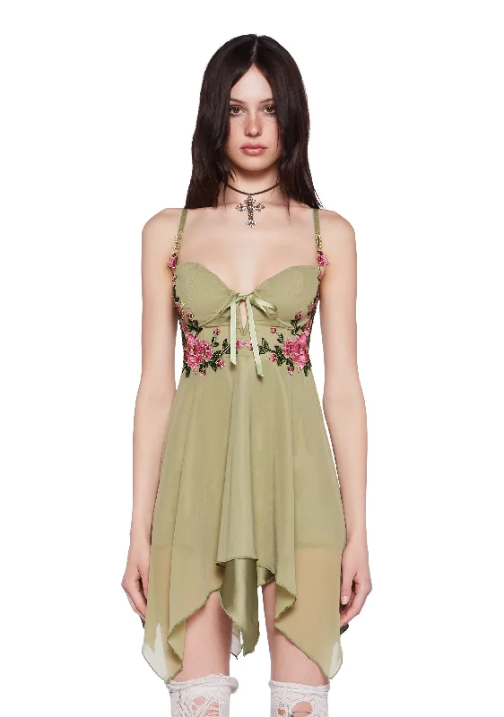 Backless Women Dress for a Sexy and Alluring Look at Evening Events Backless Women Dress for a Sexy and Alluring Look at Evening Events Sweet Sway Mini Dress