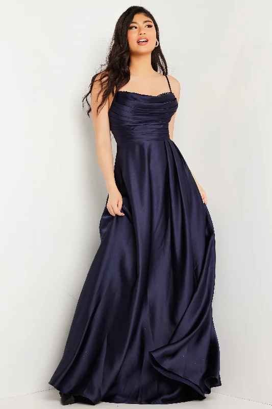 Empire Waist Women Dress to Accentuate the Bust and Conceal the Waist Empire Waist Women Dress to Accentuate the Bust and Conceal the Waist Jovani JVN24333