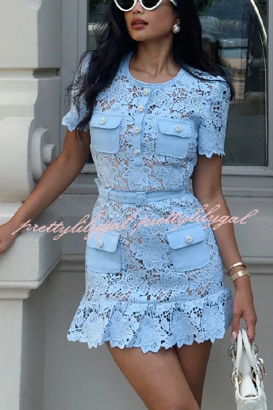 Maxi Women Dress with Floral Print for a Bohemian Vibe Maxi Women Dress with Floral Print for a Bohemian Vibe Luxury Beauty Embroidered Floral Lace Jewel Buttons Pocket Belted Mini Dress