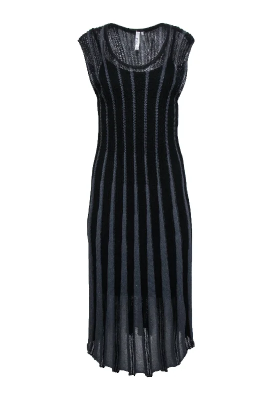 Ball Gown Women Dress with a Full Skirt for a Princess - like Look Ball Gown Women Dress with a Full Skirt for a Princess - like Look Miilla - Black & Grey Stripe Knit Dress Sz S