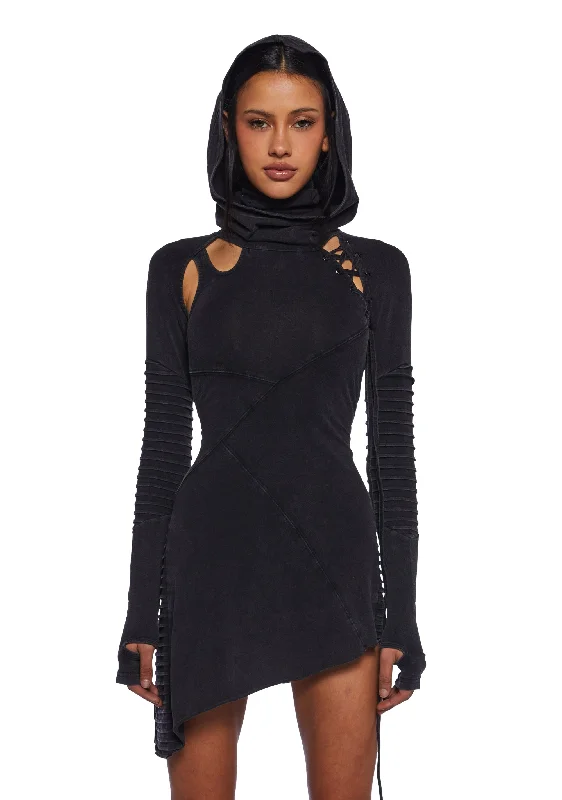 Long - Sleeve Women Dress in Velvet for a Luxurious Winter Look Long - Sleeve Women Dress in Velvet for a Luxurious Winter Look Frequency Asymmetrical Hooded Mini Dress - Black