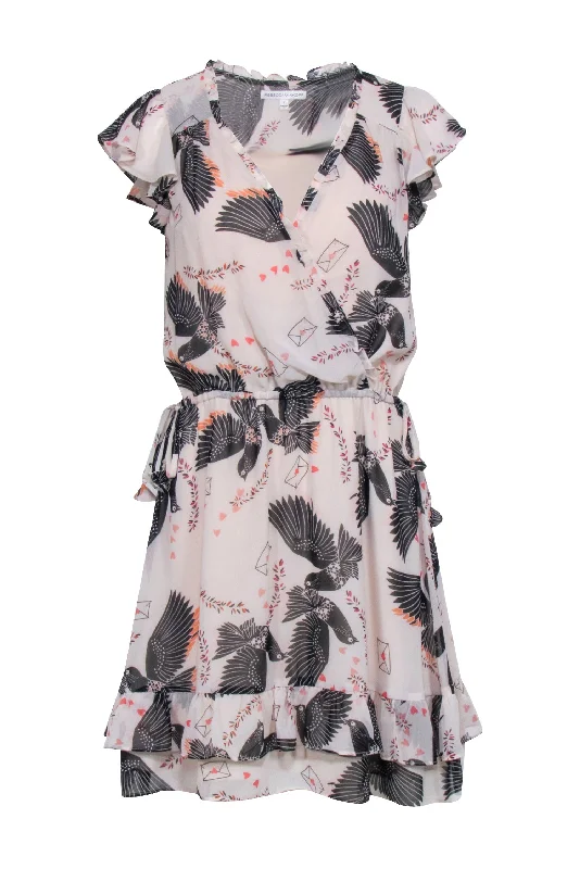 Long - Sleeve Women Dress in Velvet for a Luxurious Winter Look Long - Sleeve Women Dress in Velvet for a Luxurious Winter Look Rebecca Minkoff - Blush Pink w/ Bird Print Dress Sz 2