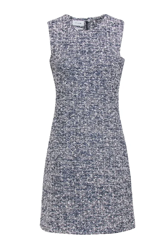Ball Gown Women Dress with a Full Skirt for a Princess - like Look Ball Gown Women Dress with a Full Skirt for a Princess - like Look St. John - Navy & Cream Tweed Sleeveless Dress Sz 6