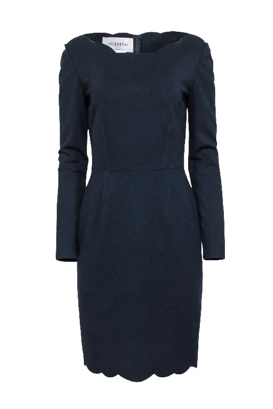 Sheath Women Dress with a Tailored Fit for a Professional Look Sheath Women Dress with a Tailored Fit for a Professional Look Valentino - Navy Scalloped Edge Dress Sz 6