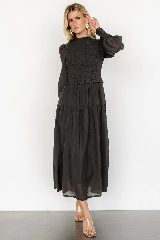 Maxi dresses with a pleated skirt for a timeless and elegant appearanceDaria Smocked Maxi Dress | Charcoal