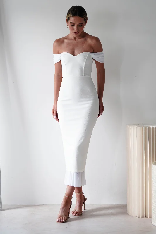 Leather maxi dresses for an edgy and bold appearanceJennifer Bodycon Midi Dress | White