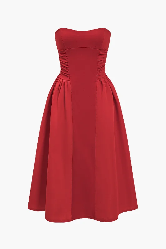Strapless maxi dresses for a beachside vacationSolid Ruched Strapless Maxi Dress