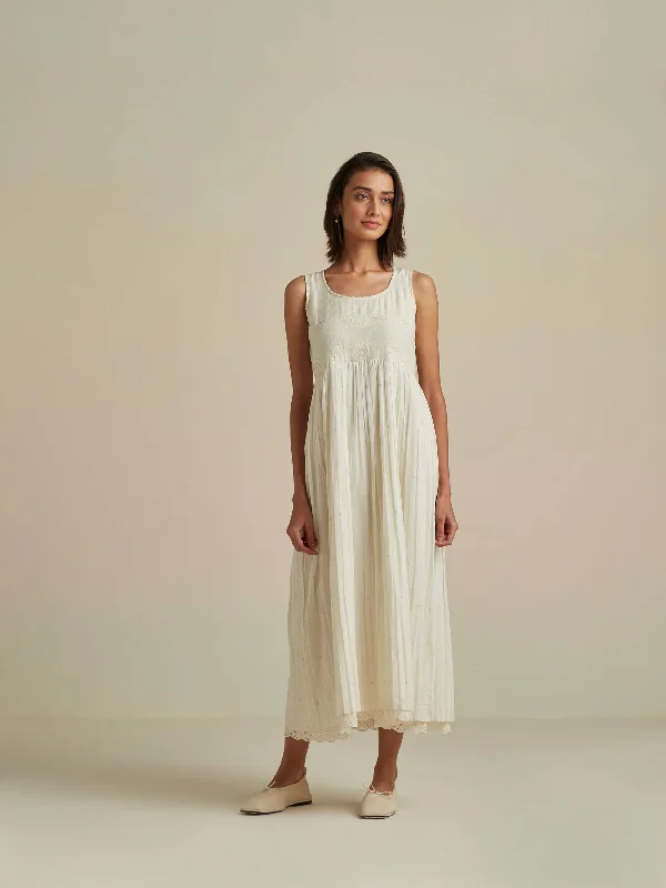 Maxi dresses with balloon sleeves for a vintage - inspired styleOrna Beaded Lace Dress