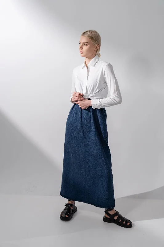 Bodycon dress with a thigh - high slit​Solid Crew Neck Slip Dress-Dark Blue Denim