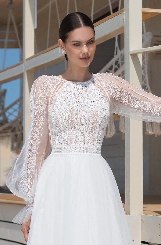 Elegant Long Sleeve A-Line Lace Wedding Dress