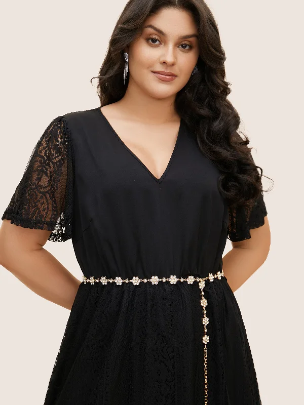 Party dresses with a peplum waist for a feminine and flattering silhouette​Floral Cubic Zirconia Chain Belt