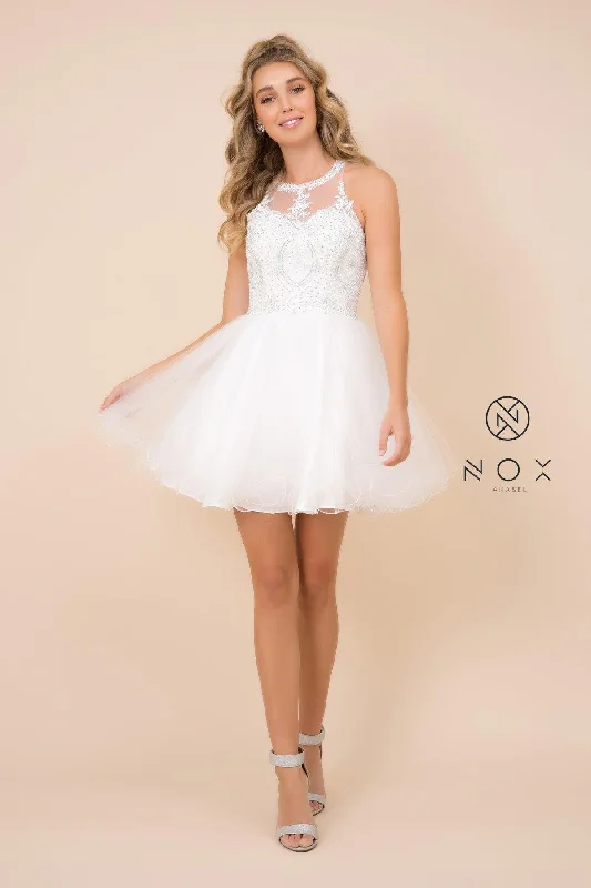Backless bodycon dress for a bold statement​Sleeveless Short Tulle Homecoming Dress