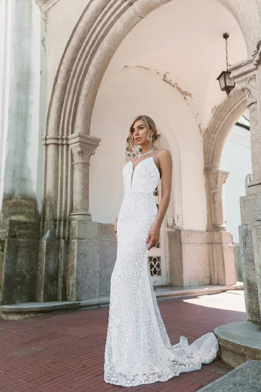 Long - sleeved lace wedding dresses for a modest style​Tina Holly BB008 Long Sequin Fitted Wedding Dress