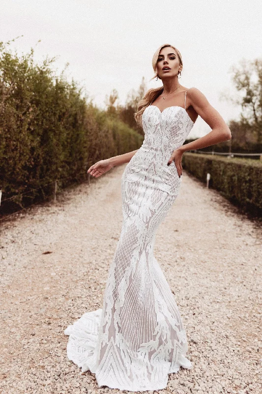 Wedding dresses with a lace - trimmed veil attachment​Tina Holly BB050 Long Mermaid Sequin Fitted Wedding Dress