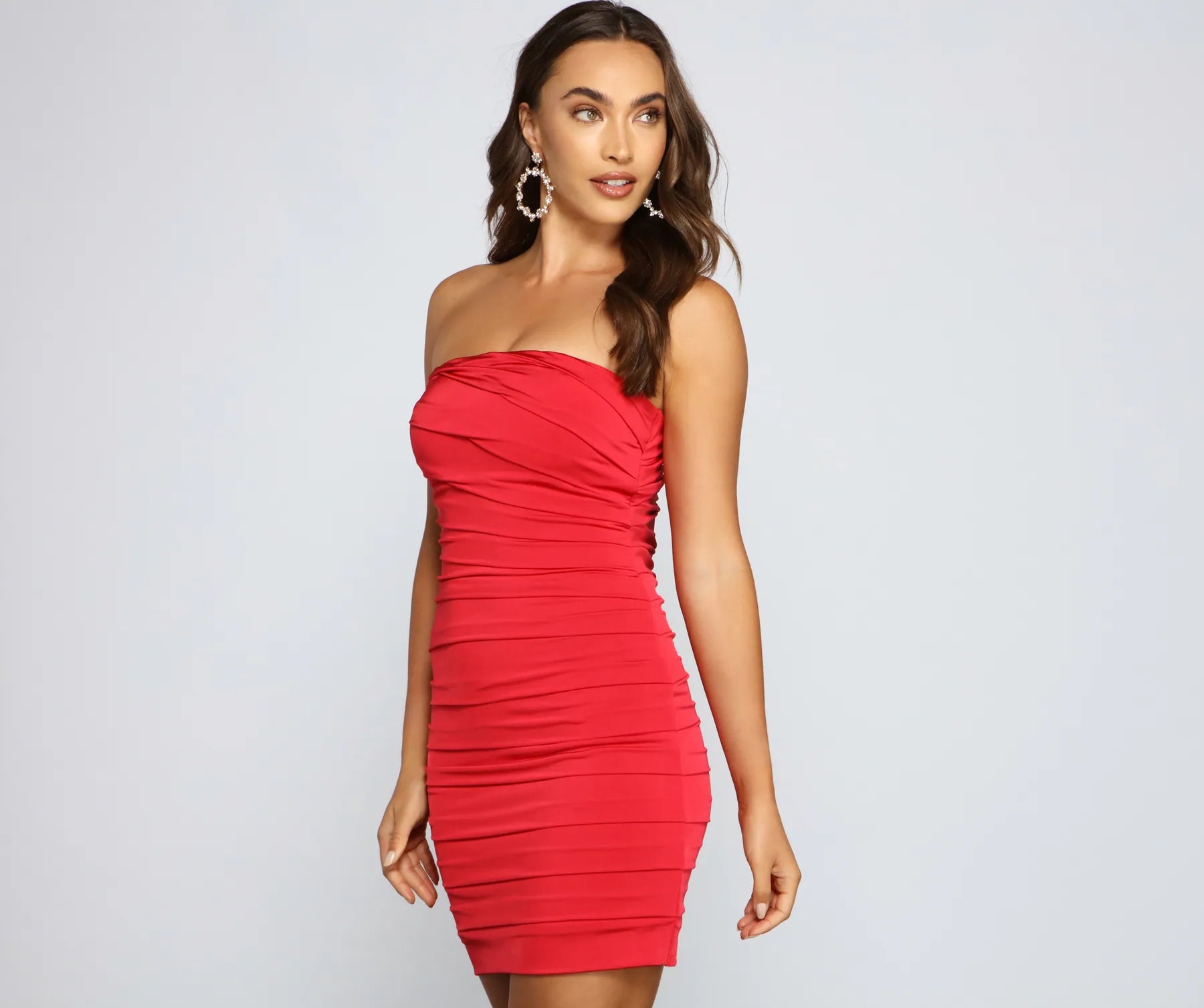 Wedding guest dresses with keyhole backs and flowing fabricsXena Formal Pleated Bodycon