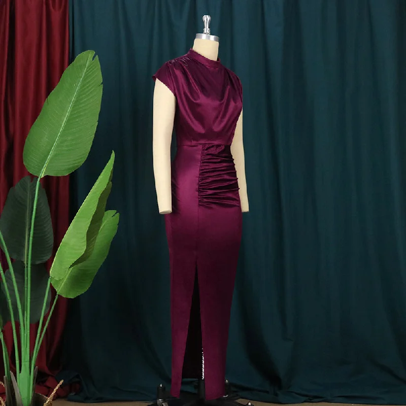 Prom dresses with side - slit skirts and beaded fringes for a glamorous appearanceTurtleneck Solid Color Polyester Spandex High Waist Temperament Commuter Red Dress